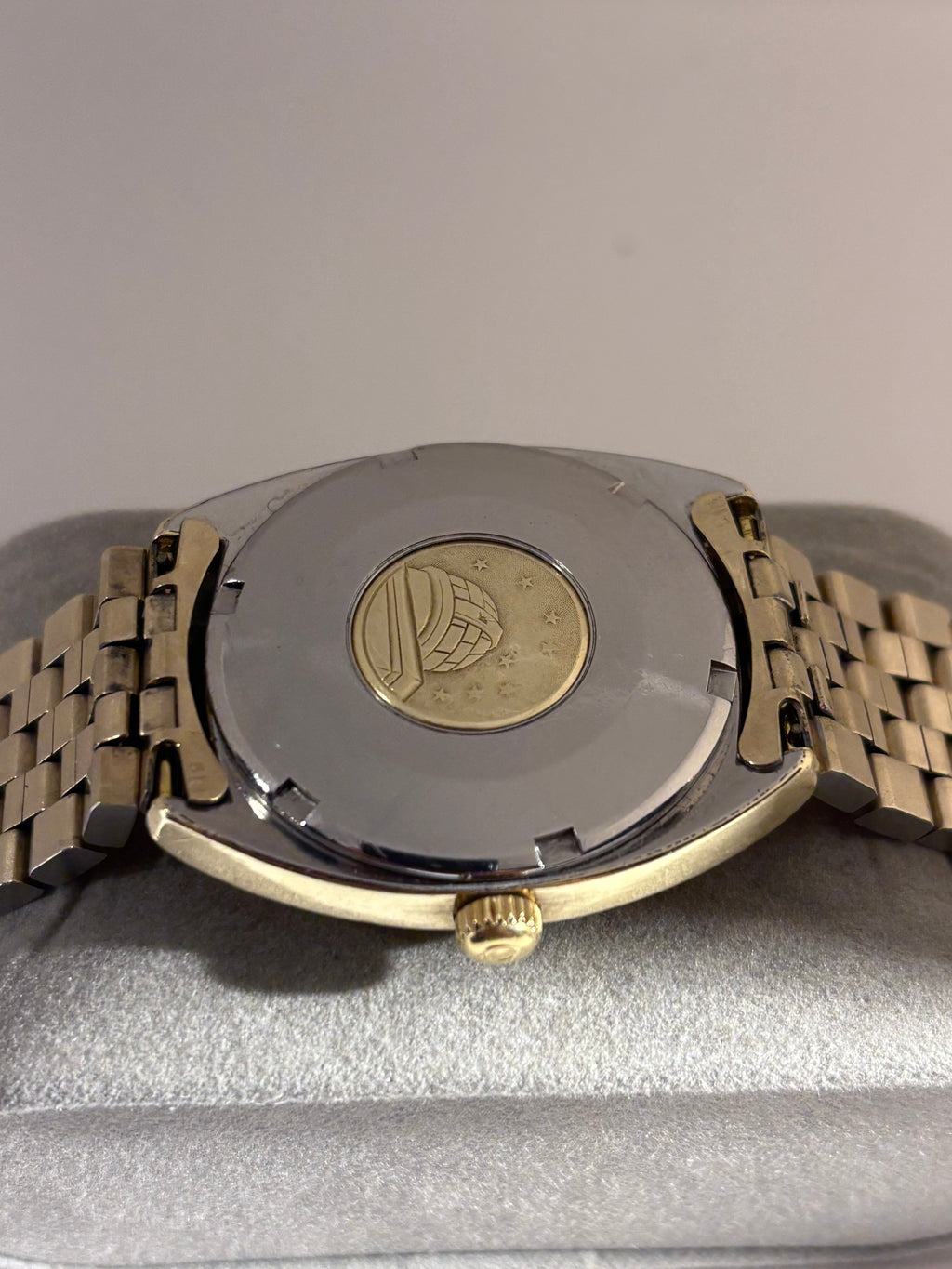 Omega Constellation C-Shape