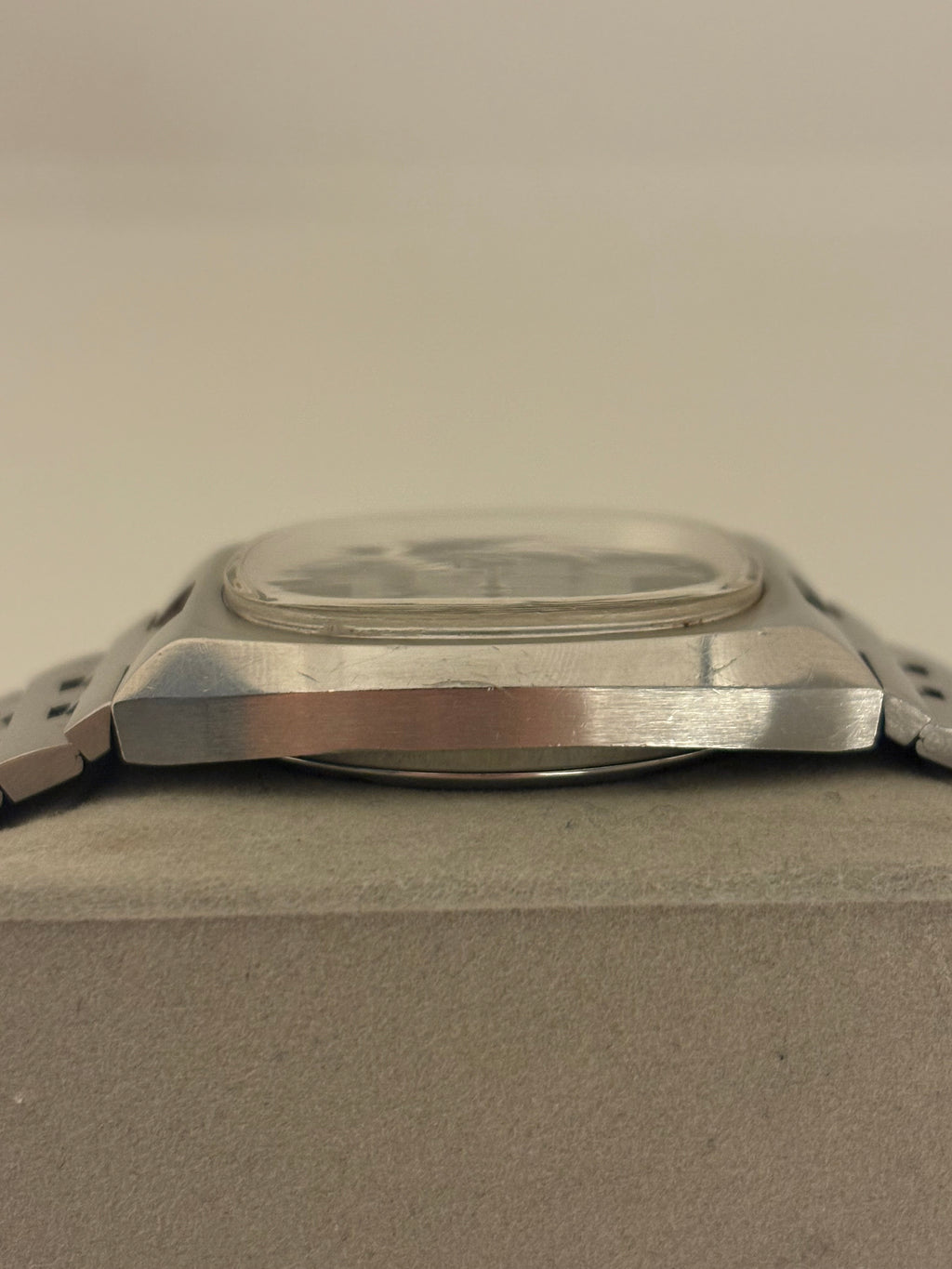 Omega Genève Chronometer