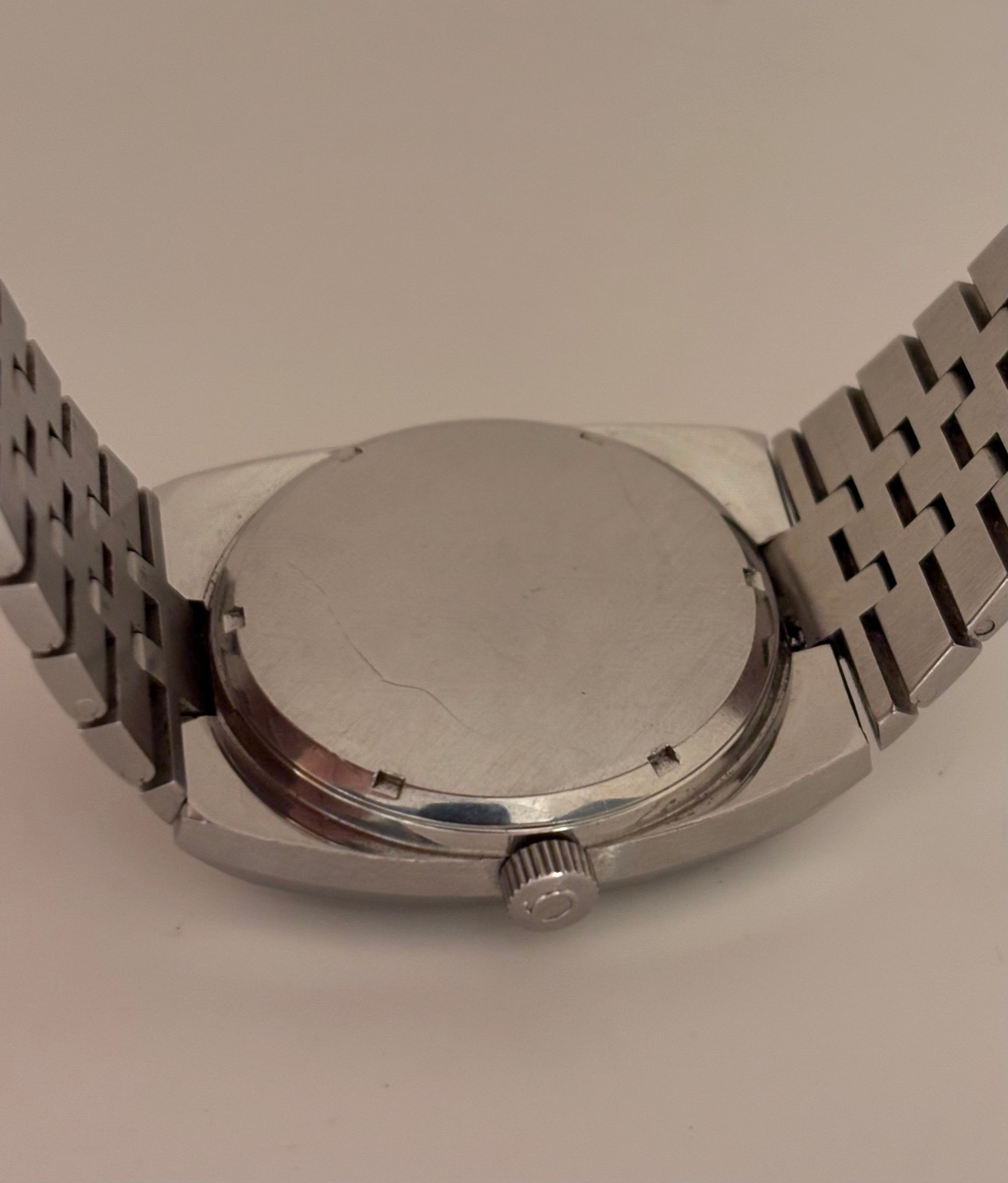 Omega Genève Chronometer